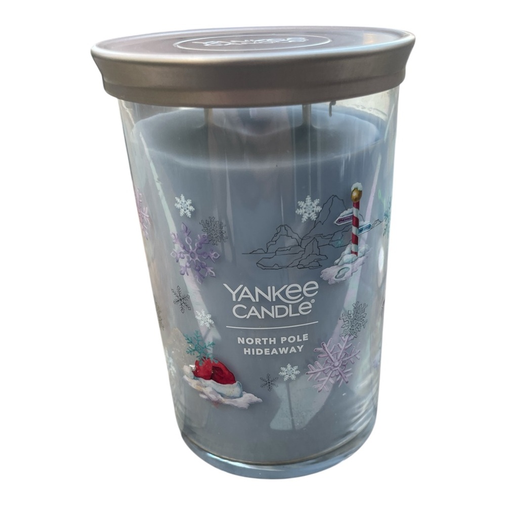 Yankee Candle North Pole Hideaway - large tumbler 20 oz candle